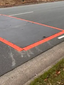 Road Plate with Plate Locks / Iron Lot